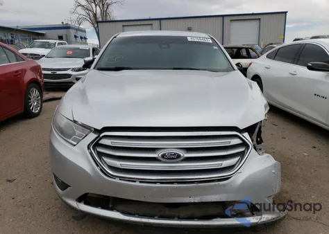 2015 Ford Taurus Limited из США, поврежденный, VIN 1FAHP2J87FG134329